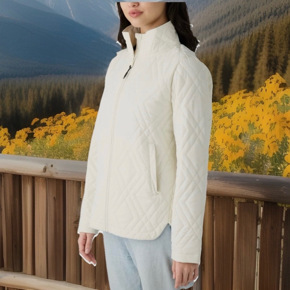 NWT Voyager Ladies' Quilted Lightweight Jacket XL Lined,Water Resistant,Zip Pkts